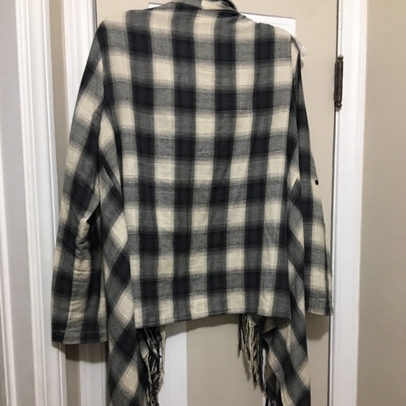 Sz Med Evereve Lightweight plaid cotton cardi - Picture 3 of 8